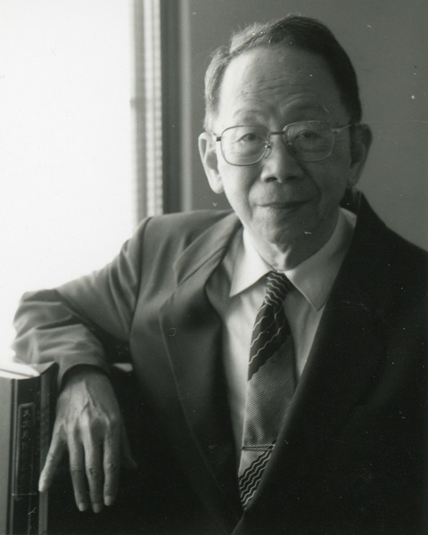 跟1998年廖清秀接受文訊專訪有關的相片，共2張